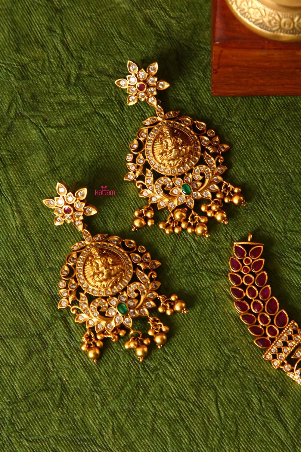 Antique Traditional South Indian Necklace