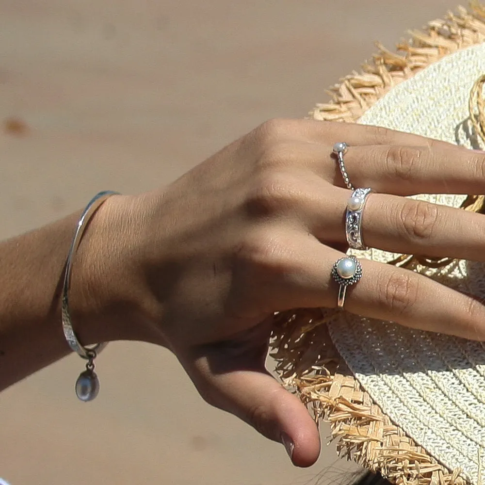 Dainty Vintage Pearl Ring