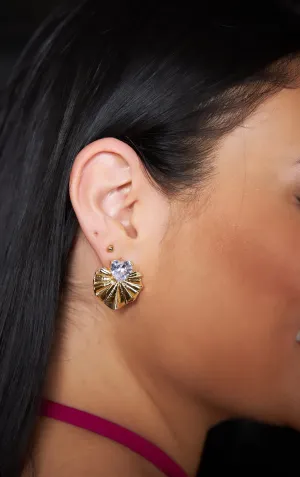 DIAMOND HEART STUDS