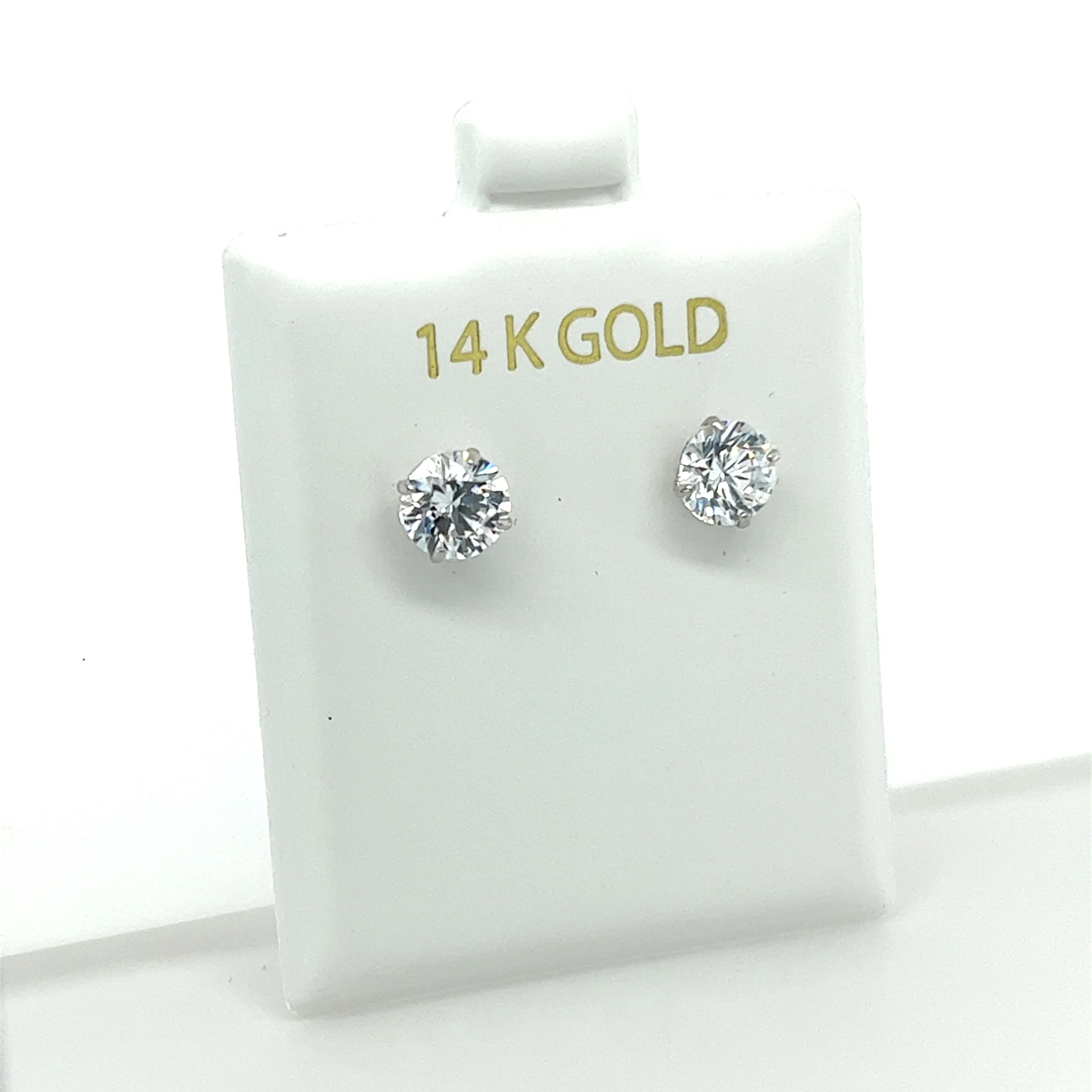 Nikki 4 Prong Round Push Back Studs (6mm)
