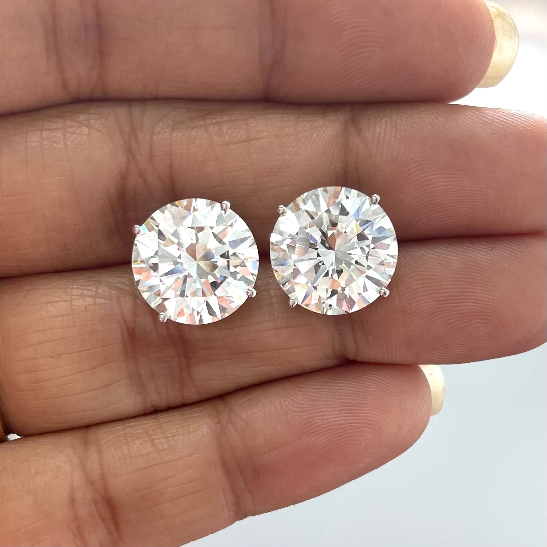 Round Solitaire Diamond Studs (14.01 ct Round IVS2 GIA Diamonds) in White Gold