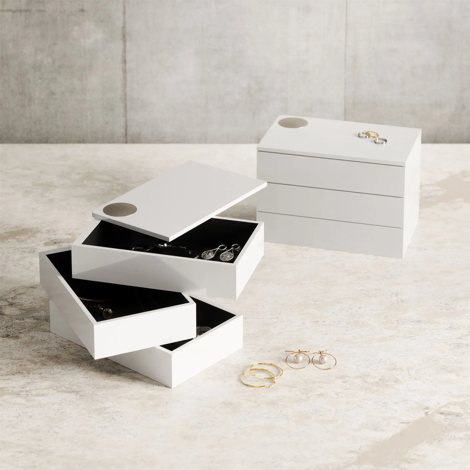Umbra Spindle 3 Tiered Jewellery Box